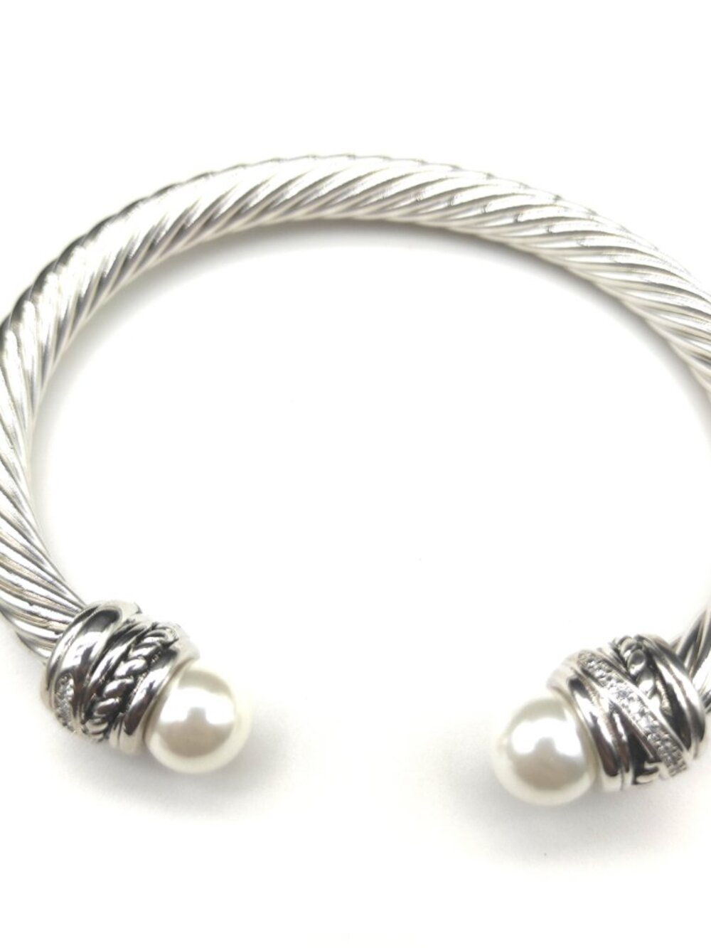 David Yurman 7mm rotating pearl bracelet - Picture 4 of 7